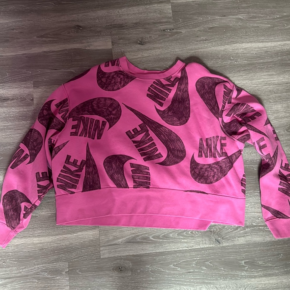 Women’s sweatshirt